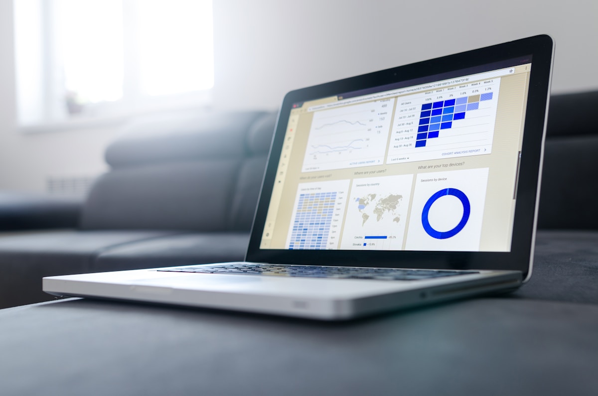 Agência de Marketing Digital ou Tech Agency: qual a diferença e qual você realmente precisa?